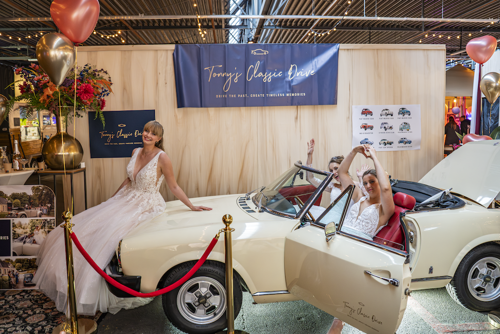 FIAT 124 Spider Wedding Car Hire – Self-Drive in Groningen